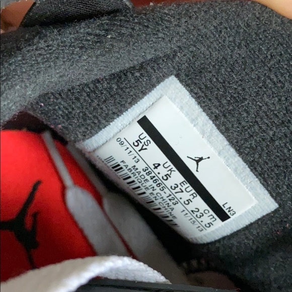 Like New Air Jordan VI (6) Retro White/Infrared - Picture 5 of 7